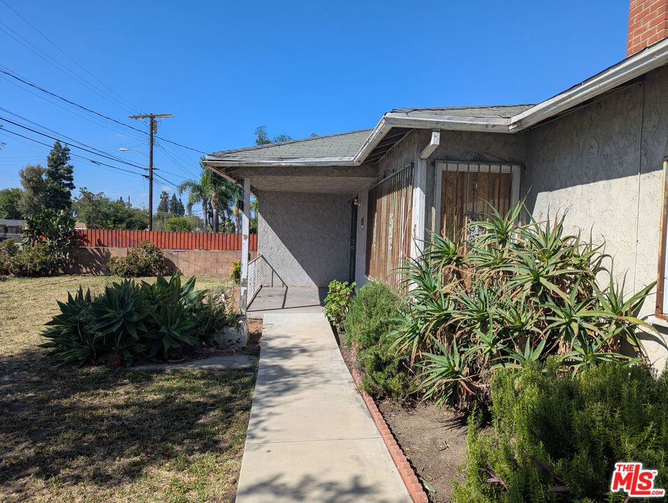 13005 Osborne Street