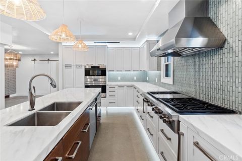 518 Marigold Avenue Corona Del Mar CA 92625