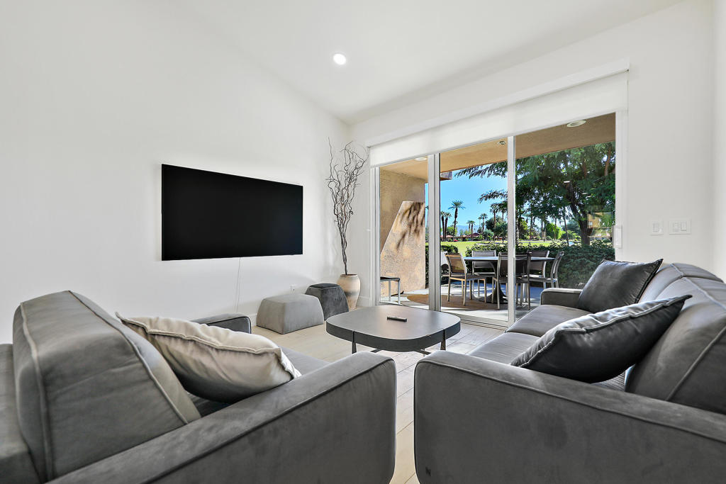 Sunrise C.C. - Residential