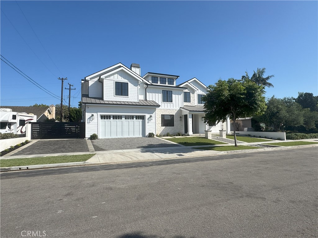 3312 Kenilworth Drive
