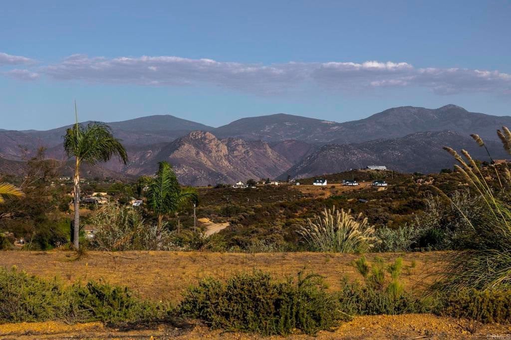 24807 Thunder Mountain Road