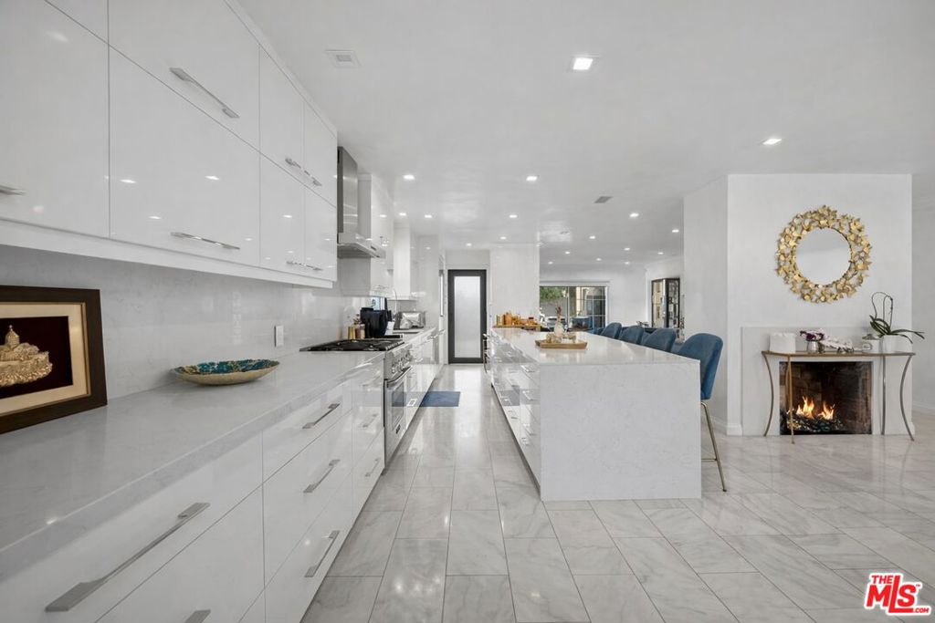 2640 N Keystone Street