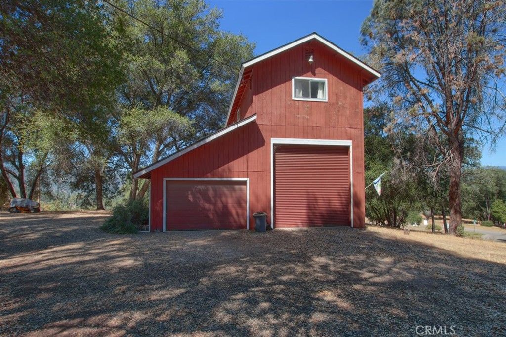 Photo of 39406 John West Road, Oakhurst, CA 93644 (MLS # FR26055834)