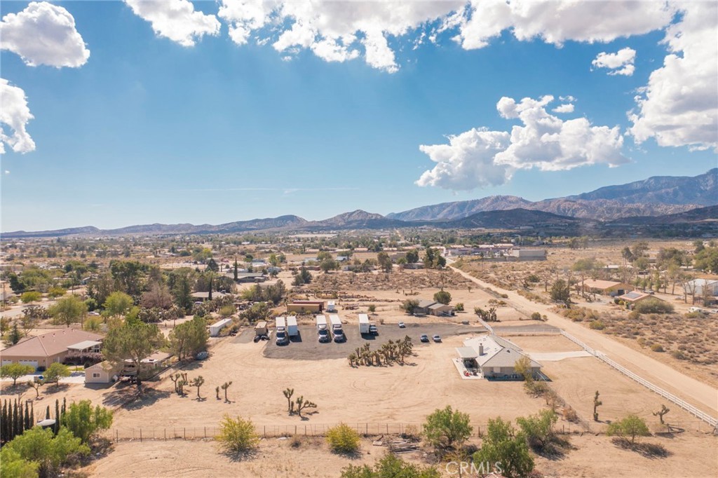 9925 Sierra Vista Road