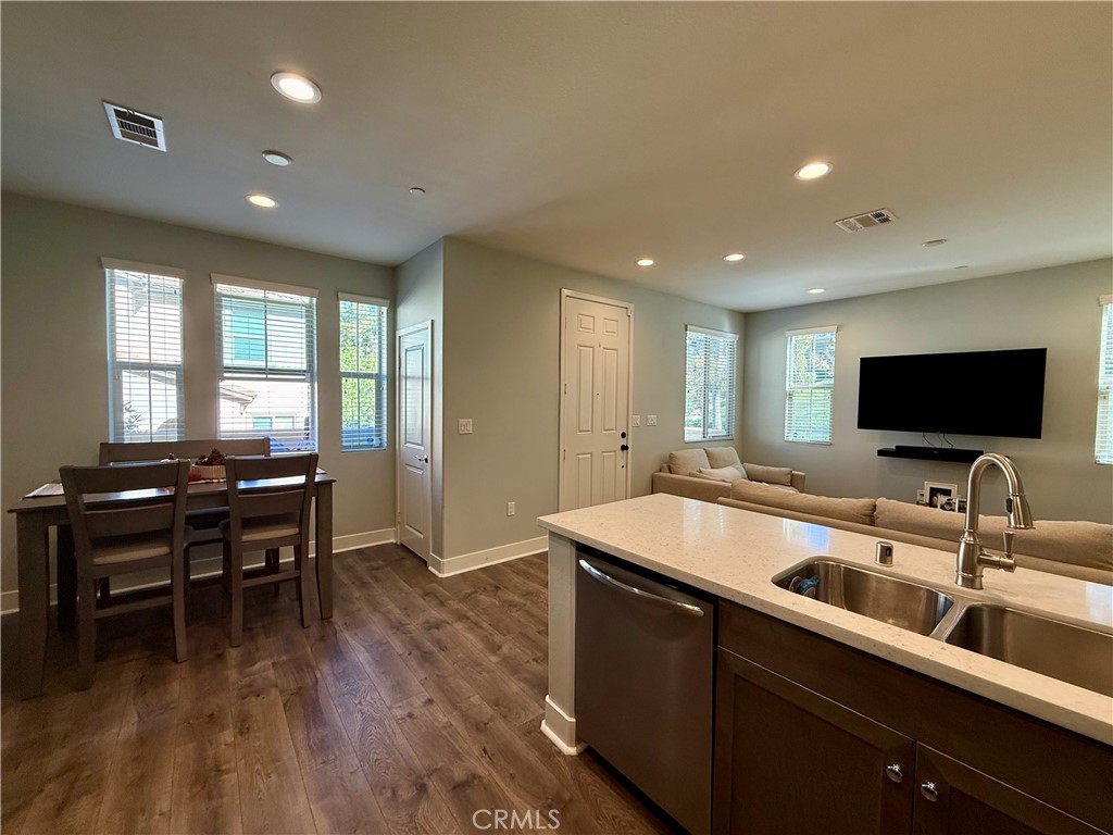 396 Auburn Heights