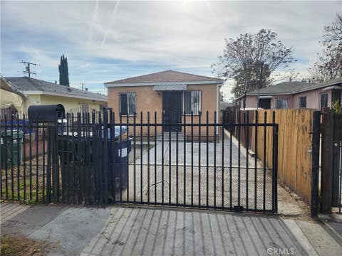 Photo of 2410 E 115th, Los Angeles, CA 90059 (MLS # OC26187344)