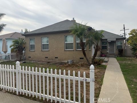 2293 Grand Long Beach CA 90815
