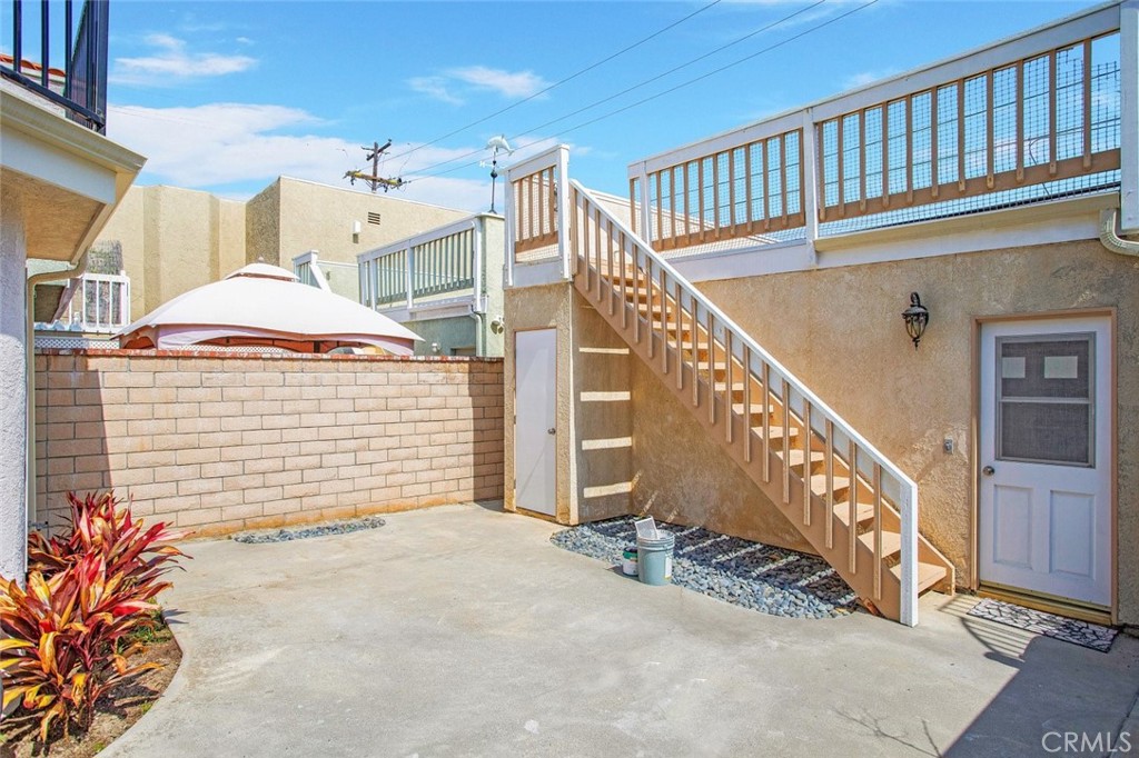 222 17th Street, Huntington Beach CA 92648 - Photo 6
