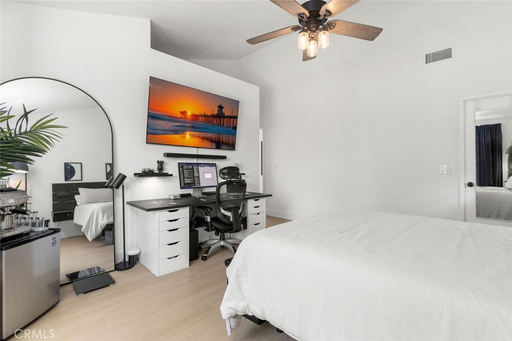 222 17th Street, Huntington Beach CA 92648 - Photo 25