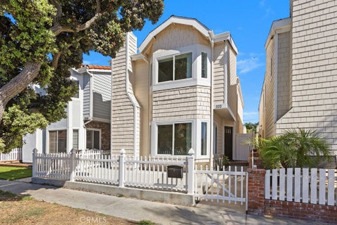 Photo of 222 17th Street, Huntington Beach, CA 92648 (MLS # OC26125437)