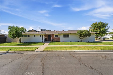 Photo of 3985 N Tollhouse Road, Fresno, CA 93726 (MLS # PI26209202)