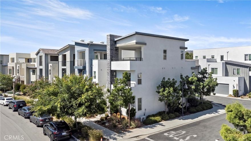Only one HOA! This move-in ready end unit home in the highly desirable Cadence Park neighborhood and gives you the simplicity of just one HOA. It features three bedrooms and two and a half bathrooms, plus a spacious bonus room that works great as a family room, playroom, or home theater. There is also a huge deck on the third floor, perfect for relaxing or entertaining.



The open-concept main level offers a bright great room and a modern kitchen with quartz countertops, cabinets, stainless steel appliances, and a big center island for easy cooking and gathering. Upstairs, the primary suite has a walk-in closet and a spa-style bathroom.



Families will love being in one of Irvine’s top school districts. You can easily walk to Cadence Park School, beautiful parks, the community pool, basketball courts, and the neighborhood library. Everything you need is right in your own community.



Additional features include in-unit laundry, an attached two-car garage throughout the main level. This home is part of a well-kept, vibrant community with just one easy.



Don’t miss the chance to make this modern Irvine home​​‌​​​​‌​​‌‌​​‌​​​‌‌​​​‌​​‌‌​​​‌​‌​​​‌‌​ yours!