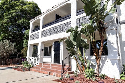 Photo of 1033 1039 Gladys Ave AVE, Long Beach, CA 90804 (MLS # PW26161644)