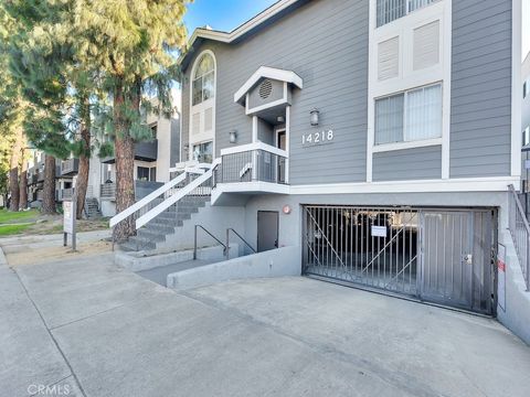 14218 Victory Boulevard Van Nuys CA 91401