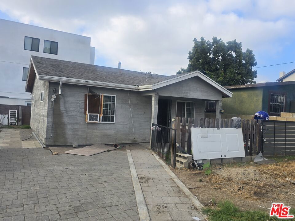 1448 W 36th Street