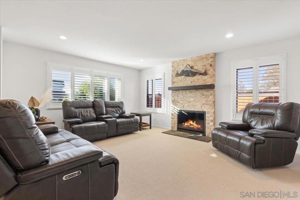 Lakeside - Residential