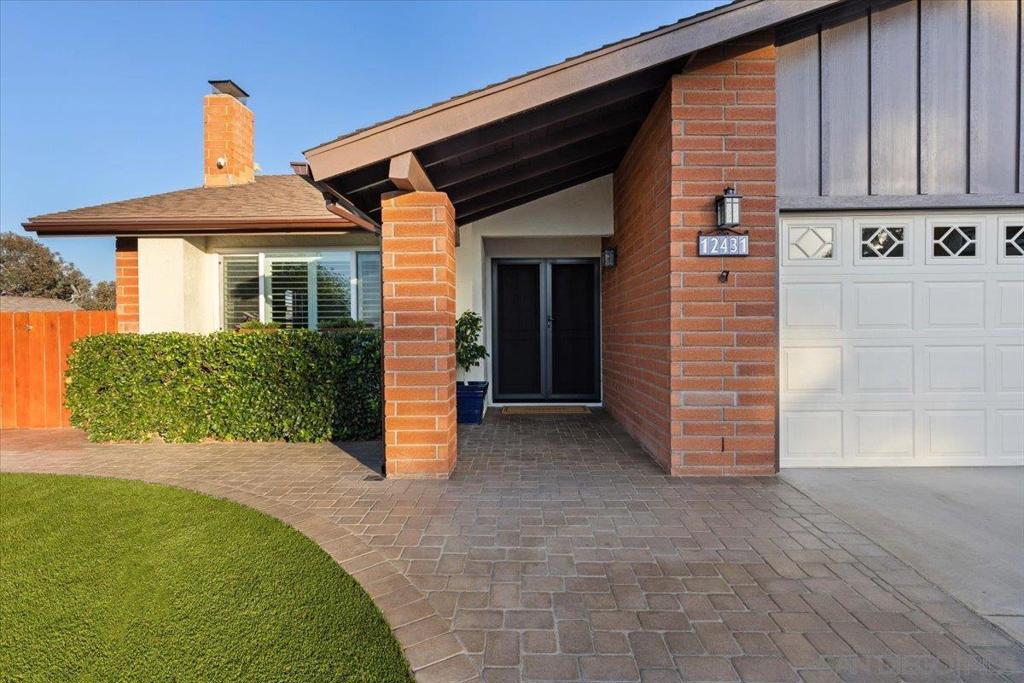 Lakeside - Residential
