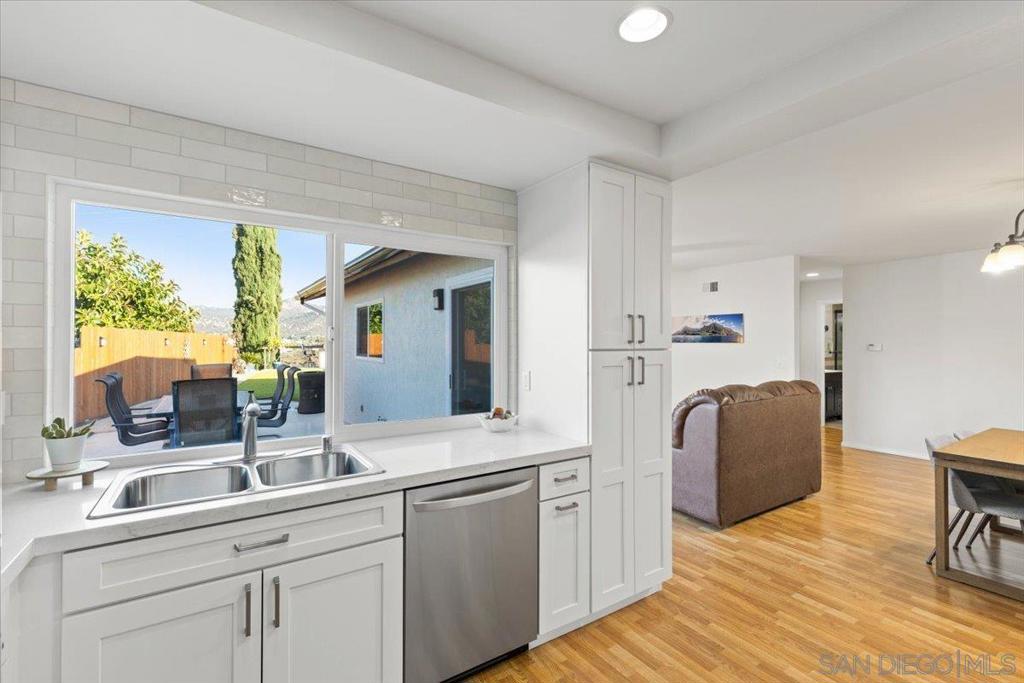 Lakeside - Residential