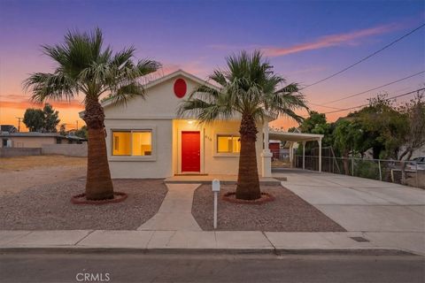 Photo of 610 Quivera St, Needles, CA 92363 (MLS # PW26070188)