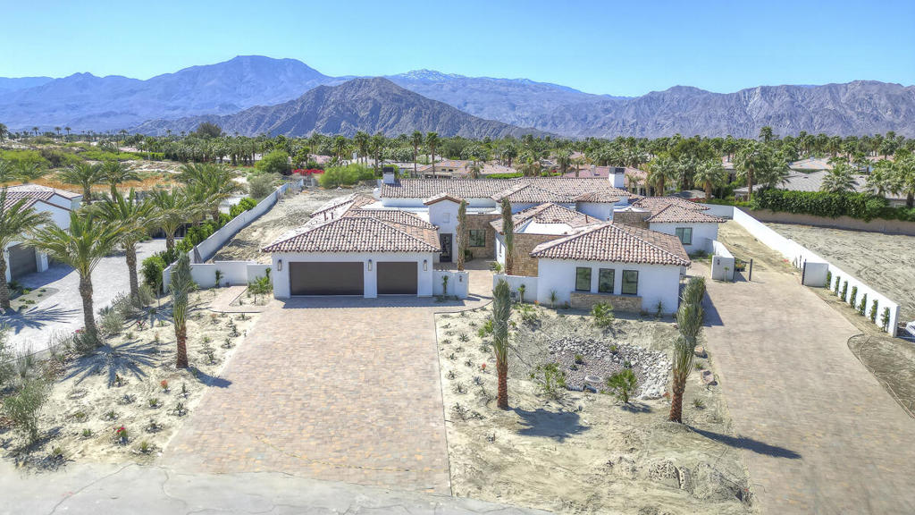 49115 Ridgeback Court
