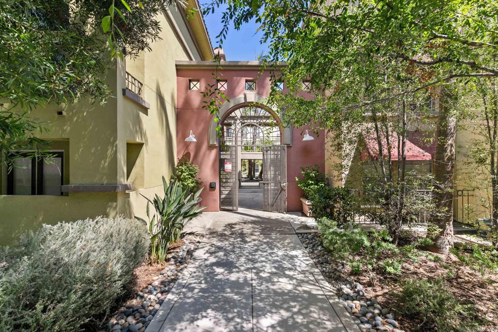 Hillcrest - Residential