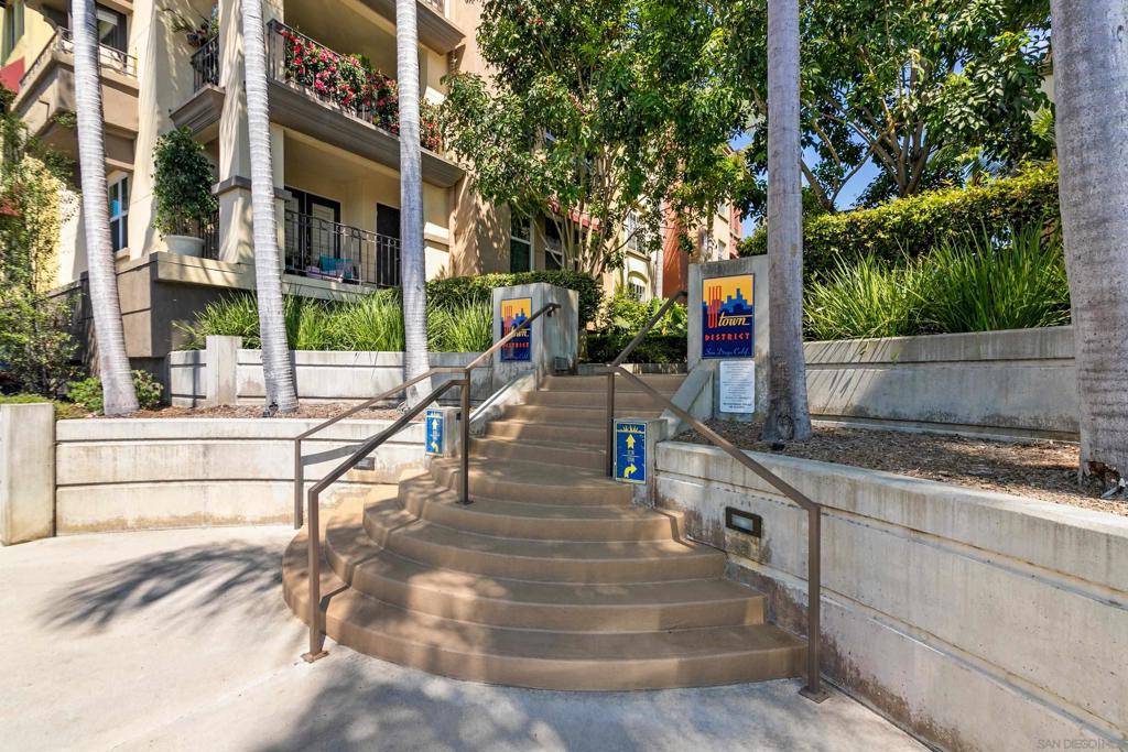 Hillcrest - Residential