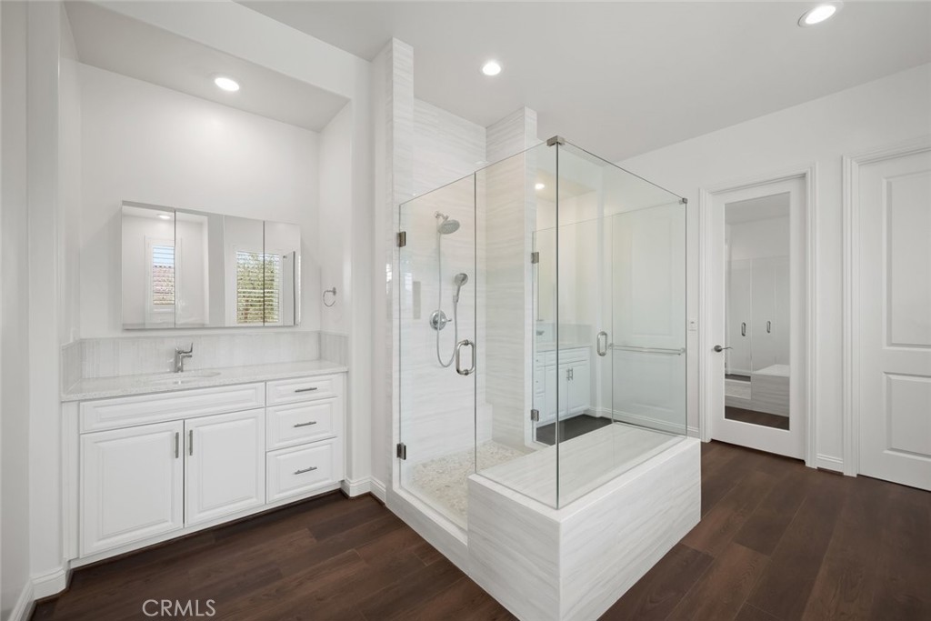 Trilogy(600) - Residential