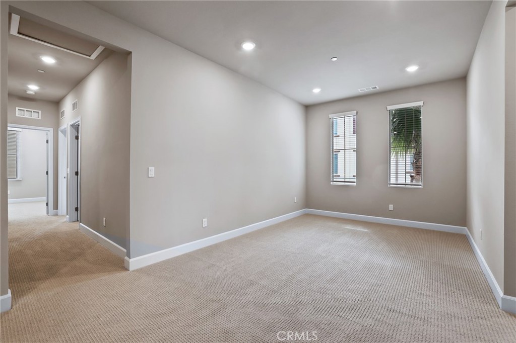 Regatta - Residential