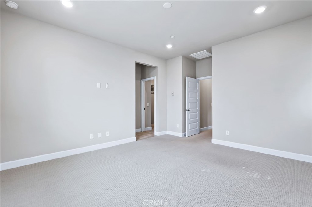 Regatta - Residential