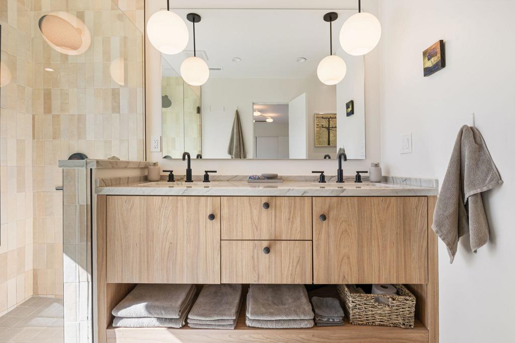 Tamarisk Heights - Residential