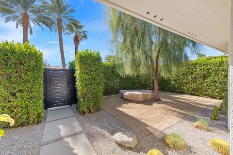 Photo of 70320 Mottle Circle, Rancho Mirage, CA 92270 (MLS # 219138385DA)