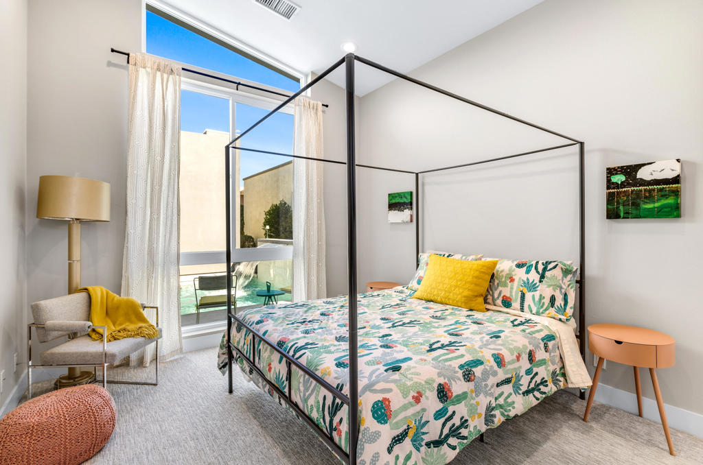 Escena - Residential