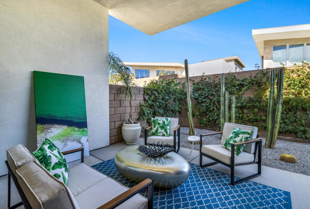 Escena - Residential