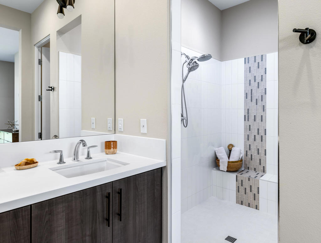 Escena - Residential