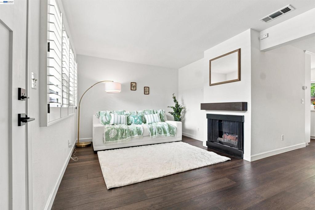3241 Marlene Dr