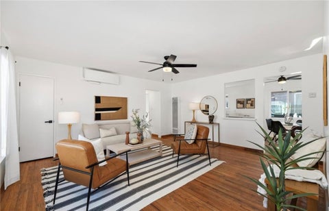 Photo of 5538 Linden Avenue, Long Beach, CA 90805 (MLS # OC26191753)