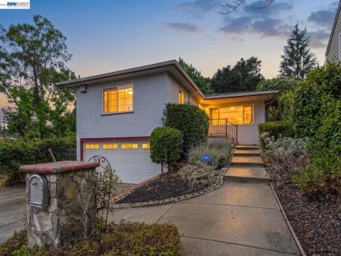 Photo of 4015 Rusting Ave, Oakland, CA 94605 (MLS # 41144998)