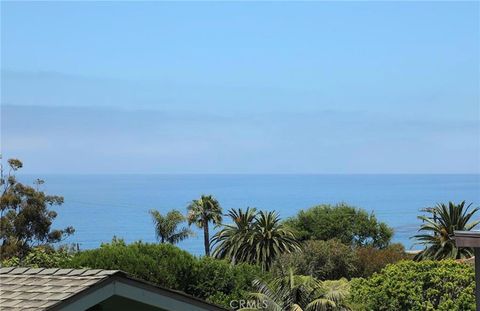 Photo of 394 Moss Street, Laguna Beach, CA 92651 (MLS # LG25162191) Photo of 394 Moss Street, Laguna Beach, CA 92651 (MLS # LG25162191)
