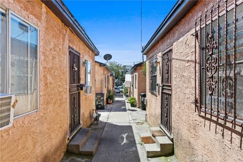 Photo of 2015 Pennsylvania Avenue, Los Angeles, CA 90033 (MLS # DW26025640)