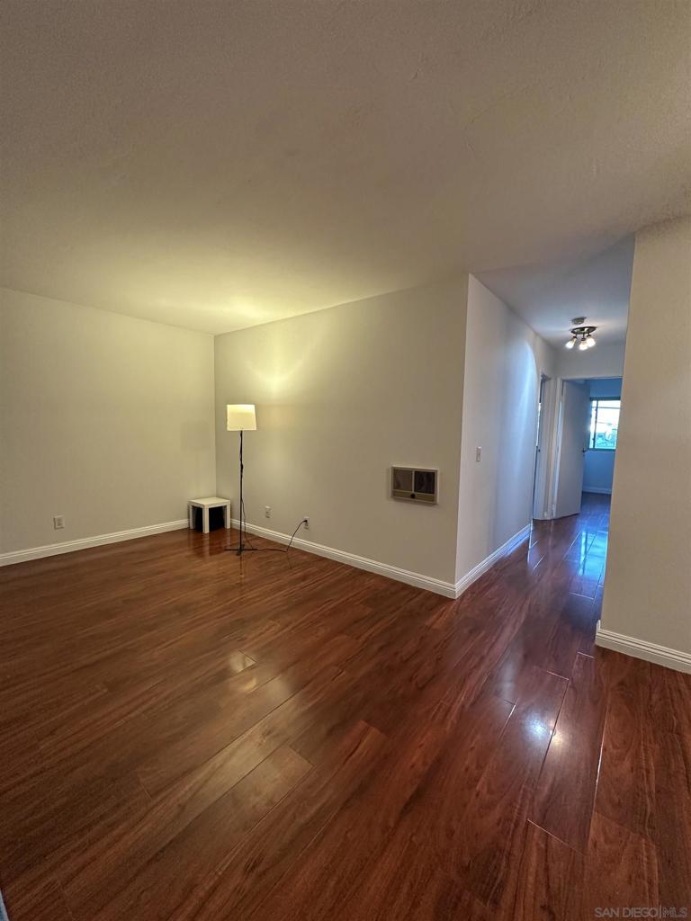 3535 Monroe Ave 6