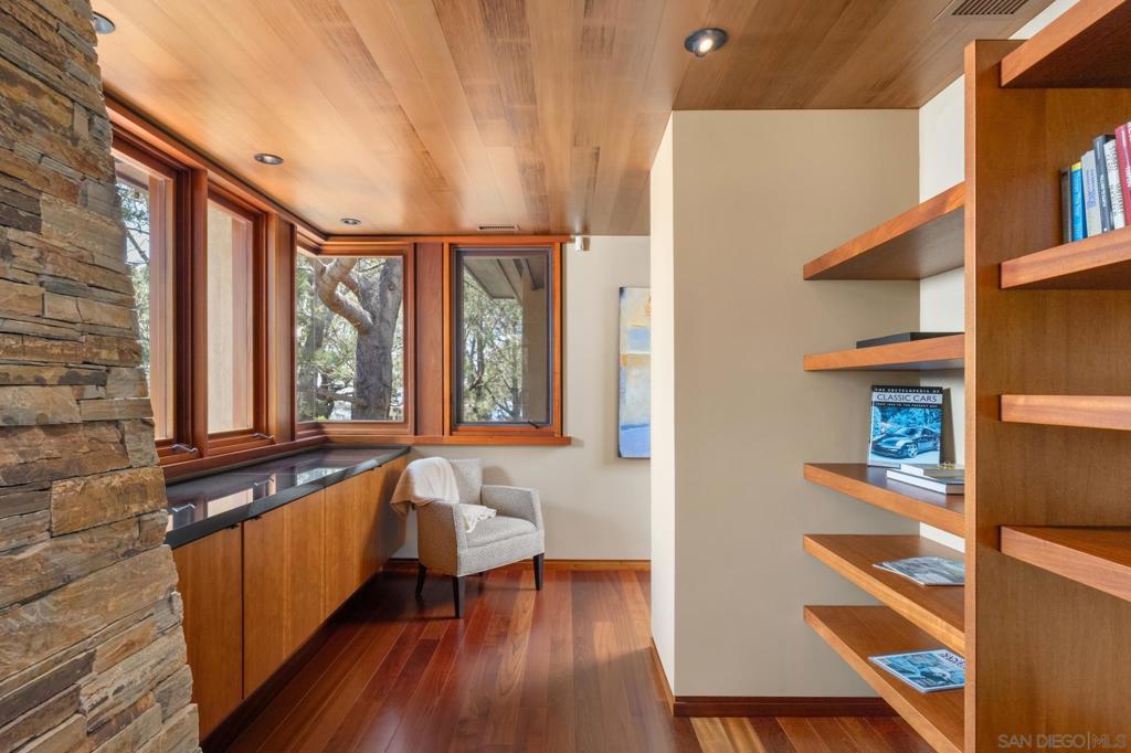 Del Mar - Residential