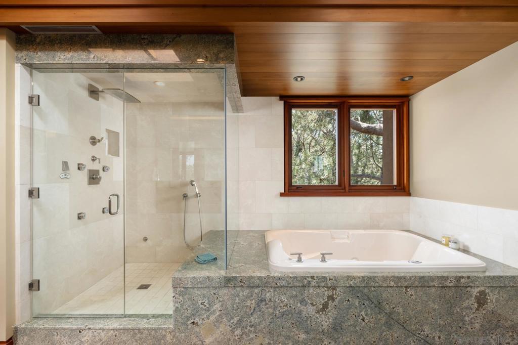 Del Mar - Residential