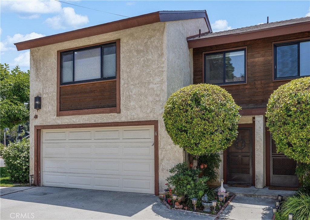 235 E Foothill N