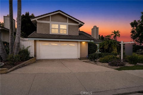 Photo of 7 Carob DR, Newbury Park, CA 91320 (MLS # SR26140634)