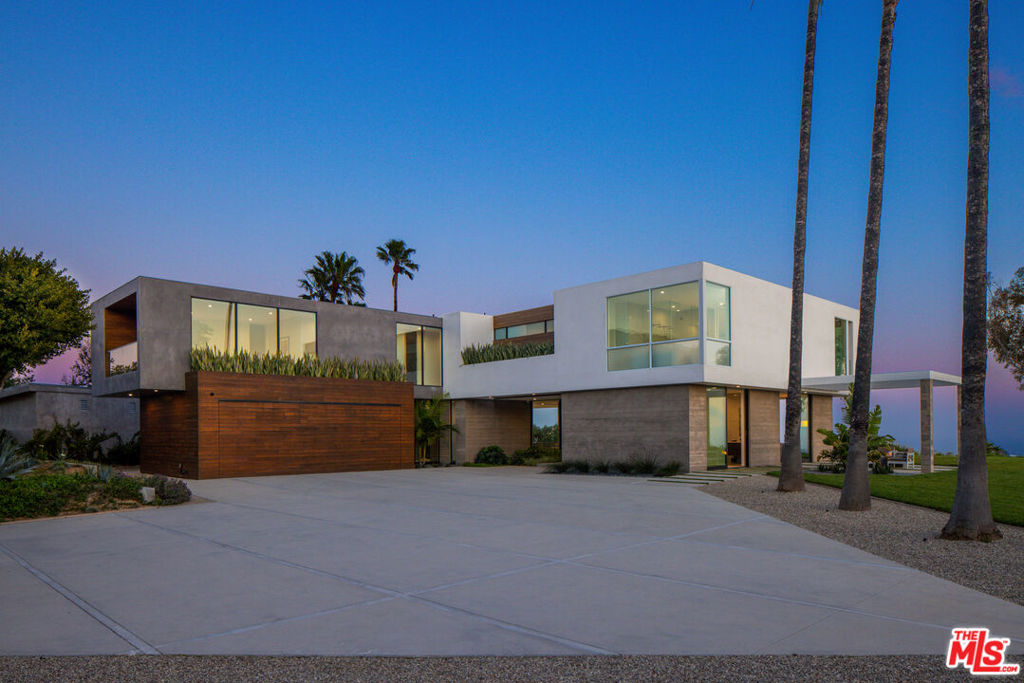 5601 Kanan Dume Road