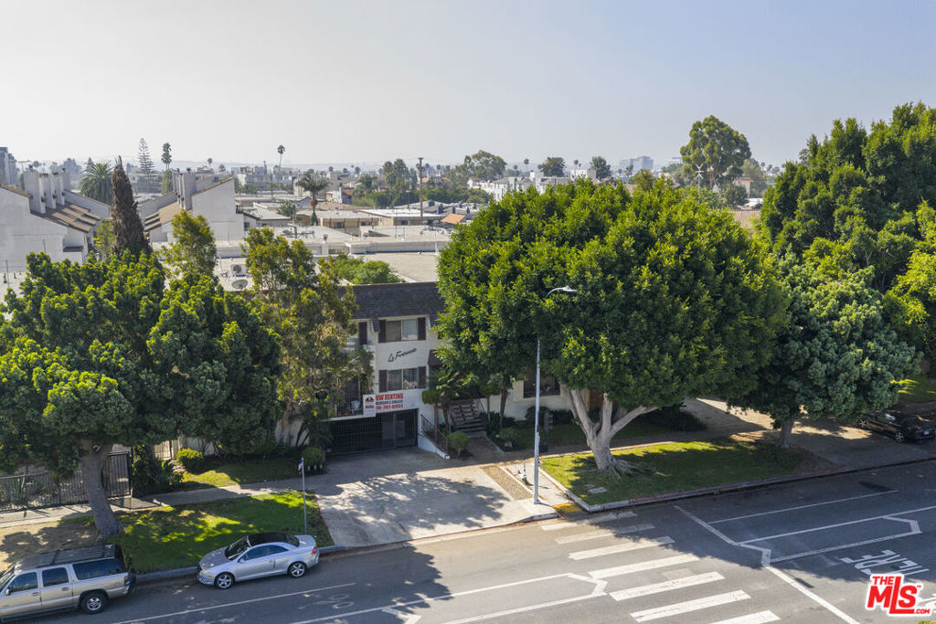 Properties 3 12756 Venice Boulevard