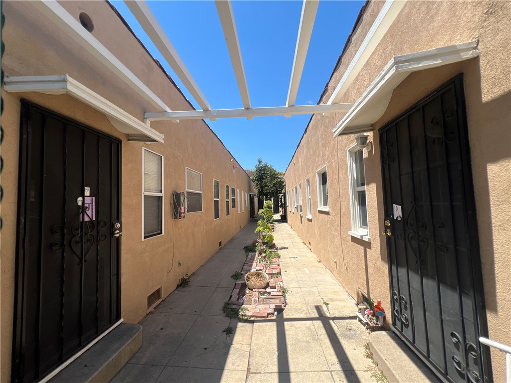 Eastside (ES) - Residential Lease