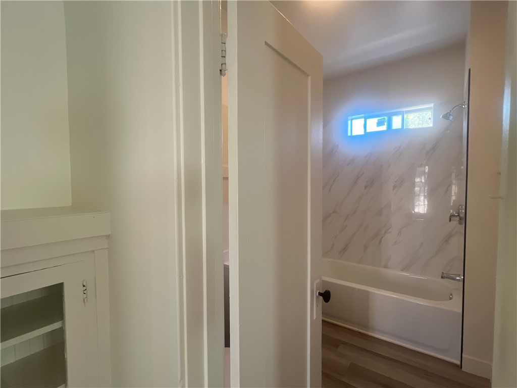 Eastside (ES) - Residential Lease