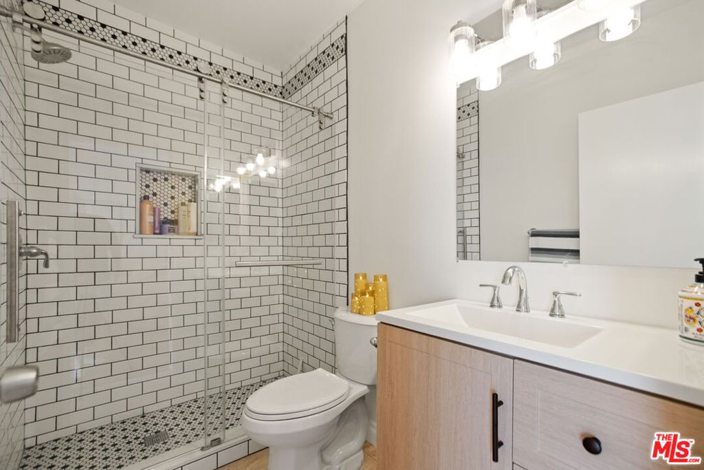 Photo of 927 W College Street #7, Los Angeles, CA 90012 (MLS # 26679249)