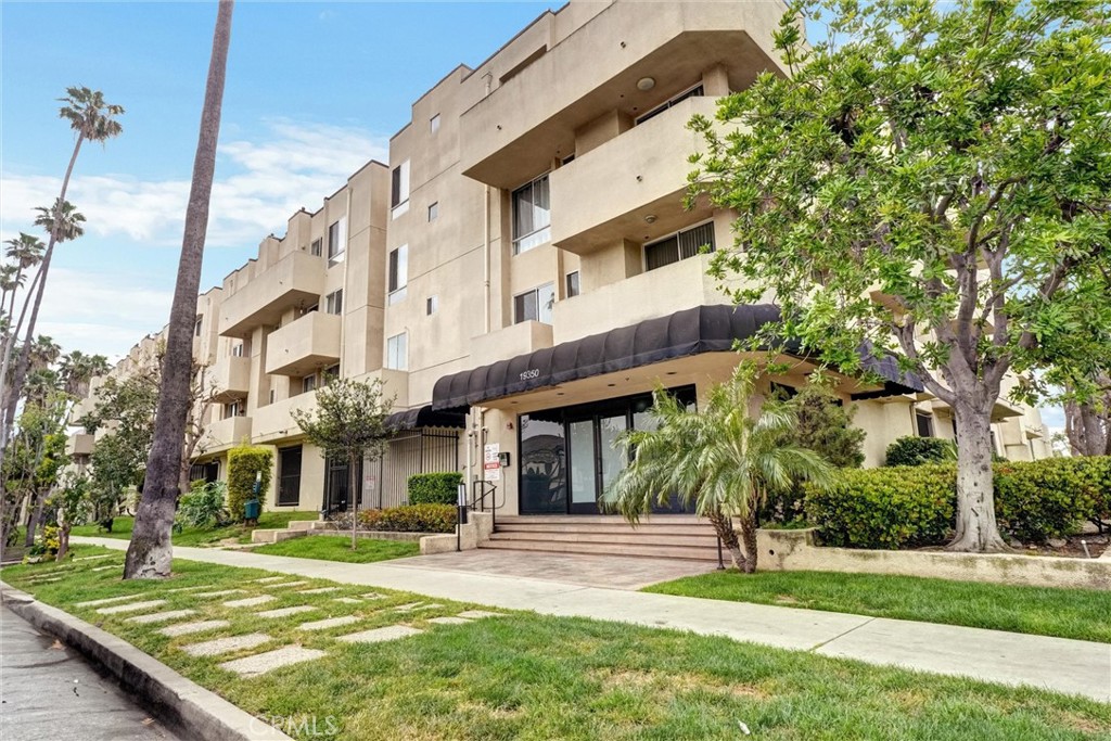 19350 Sherman Way 104